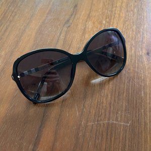 Burberry B4197 3001/8G Sunglasses